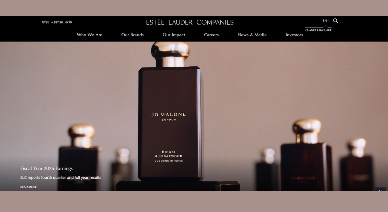 Homepage screenshot of Estée Lauder website